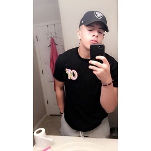 Meet your Posher, Christopher